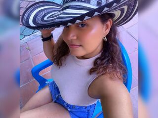 jasmin nude chatroom LauraPhol