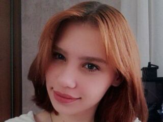 camwhore spreading pussy LelaKravetsky