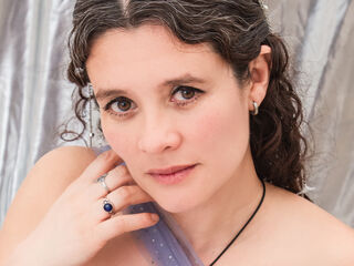 free chatroom LiaResvolt