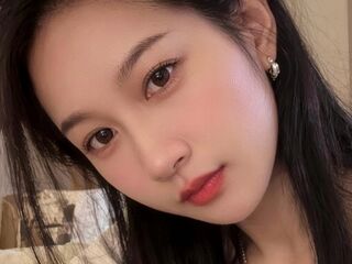 camgirl masturbating with vibrator LilaMla