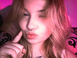 girl webcam show LucileSharples