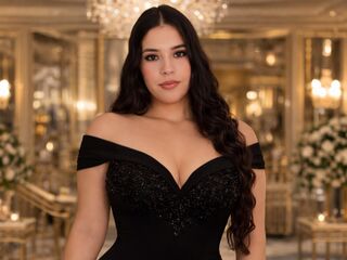 girl shaving pussy MadieWatson