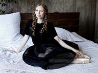 beautiful webcamgirl MaeCarl