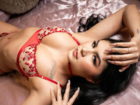 cam strip tease MaiaBrunnie