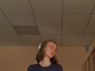 webcam strip tease show MaryjanePorter