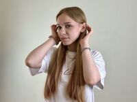 fingering cam girl video MaudBasil