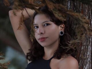 hot naked camgirl MelanyVelvett