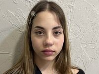 camgirl video chat MiaChoo