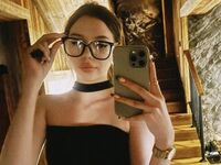 hot webcam MiaForester