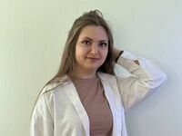 camwhore masturbating with sextoy MildaTaddio