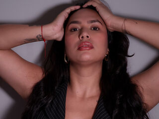 fingering girl webcam  MoonIvanna