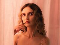 hot naked webcamgirl MoonSeraphine