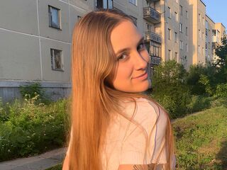 naked cam girl masturbating with vibrator NatashaBoom