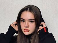 camgirl chat room NoreenEckersley