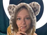 cam girl masturbating with vibrator PetulaCantrill