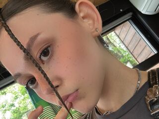 free nude live show RebbecaKennemer