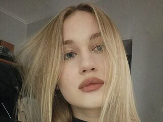adult cam chat room SadieTandon