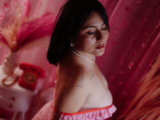 camwhore shaved pussy SaraGuzmann