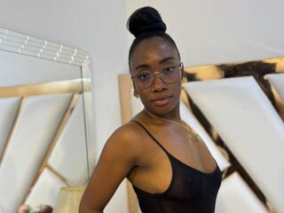 live sex cam SelenaHadid