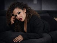 naked cam girl ShanonMeller