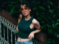 beautiful camgirl SunnyTeazee