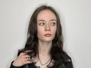 free livesex TenishaSeebold
