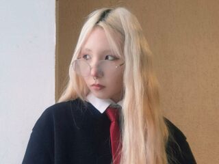 cam girl TheaMicali