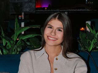 naughty webcam TiaBeumer