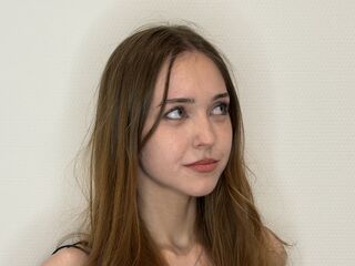 nude webcam girl photo YokoMagliacane
