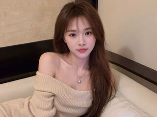 cam girl showing tits miaomiao